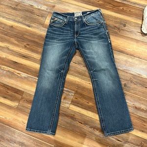 Men’s ariat 33x32 like new jeans